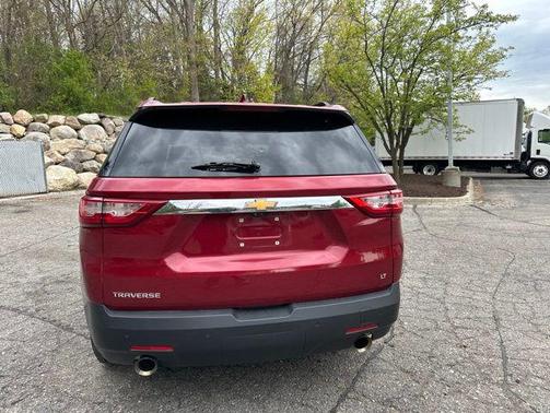 Cajun Red Tintcoat 2020 Chevrolet Traverse LT Leather