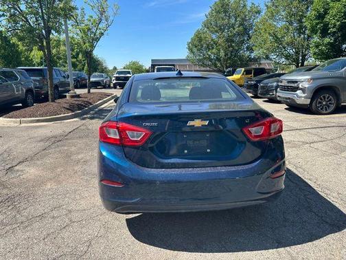 Pacific Blue Metallic 2019 Chevrolet Cruze LT