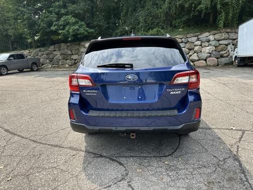 2017 Subaru Outback 2.5i Touring