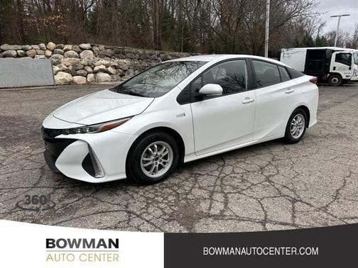 2022 Toyota Prius Prime LE