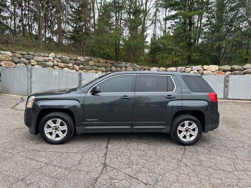 Ashen Gray Metallic 2013 GMC Terrain SLE-1