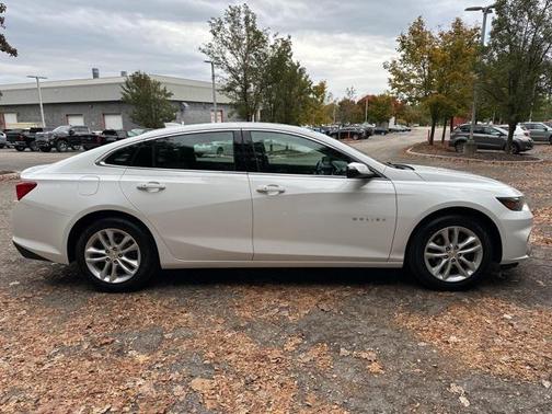 2017 Chevrolet Malibu 1LT