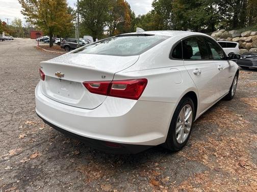2017 Chevrolet Malibu 1LT