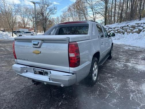 2013 Chevrolet Avalanche LTZ