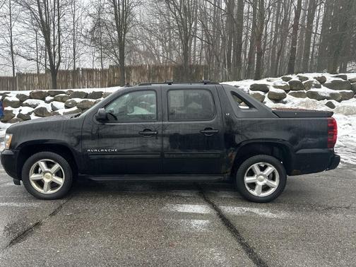 2011 Chevrolet Avalanche 1500 LT