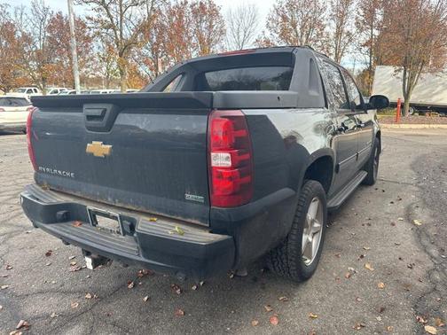 2011 Chevrolet Avalanche 1500 LT