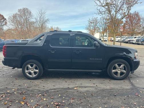 2011 Chevrolet Avalanche 1500 LT