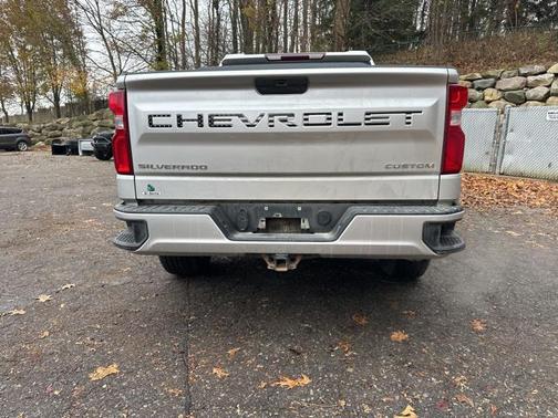 2020 Chevrolet Silverado 1500 Custom