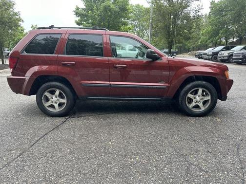 2007 Jeep Grand Cherokee Laredo