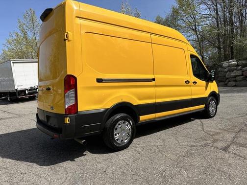 2021 Ford Transit-250 Base