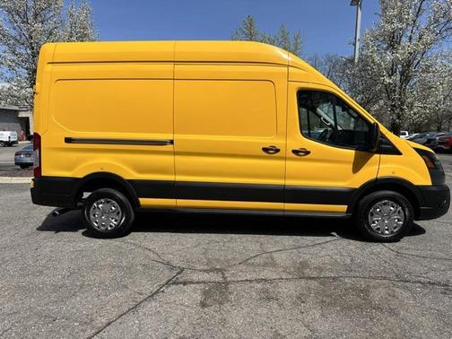 2021 Ford Transit-250 Base