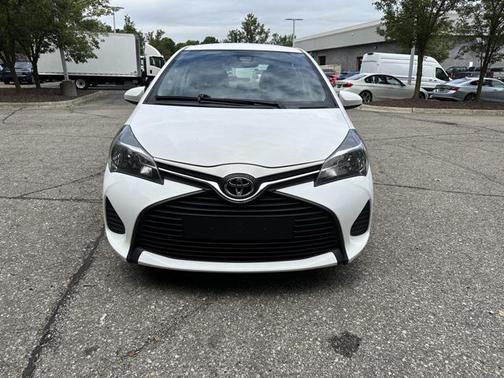 2017 Toyota Yaris L