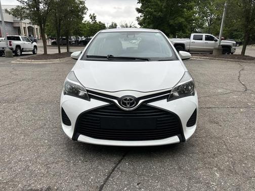 2017 Toyota Yaris L