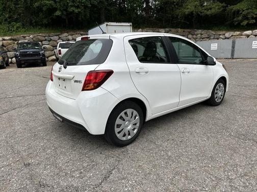 2017 Toyota Yaris L