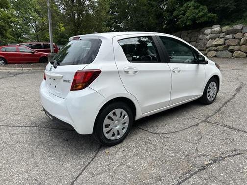 2017 Toyota Yaris L