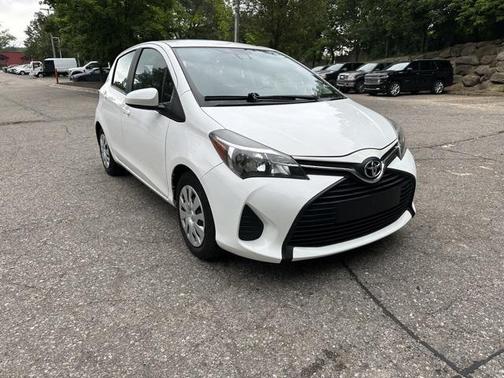 2017 Toyota Yaris L