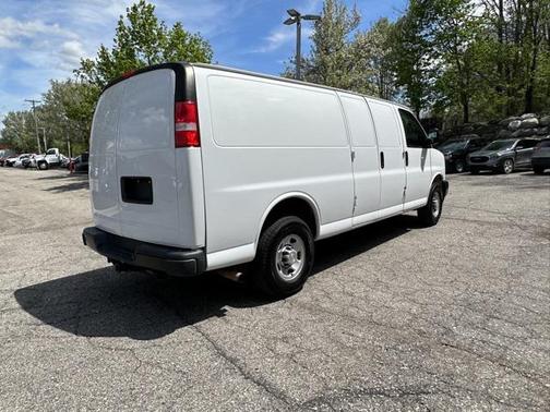 2020 Chevrolet Express 2500 RWD 2500 Extended Wheelbase WT