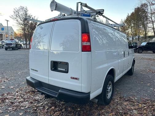 2023 GMC Savana 2500 Work Van