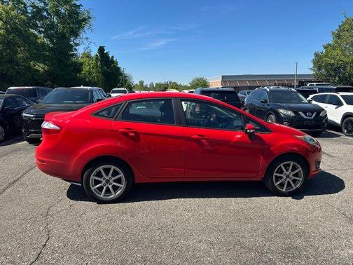 Race Red 2015 Ford Fiesta SE