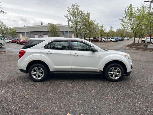 Summit White 2013 Chevrolet Equinox LS