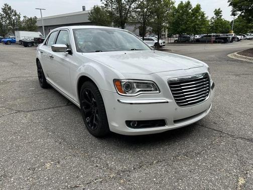 2011 Chrysler 300 Limited