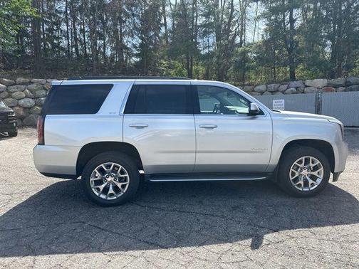 Quicksilver Metallic 2016 GMC Yukon SLT