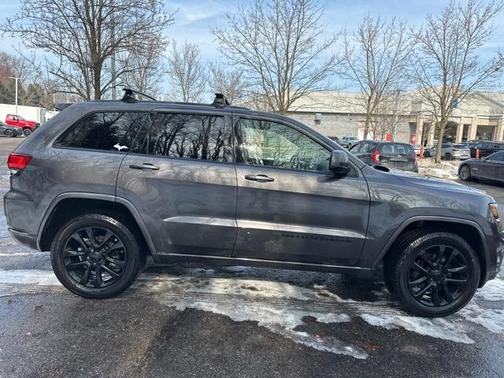 2021 Jeep Grand Cherokee Laredo