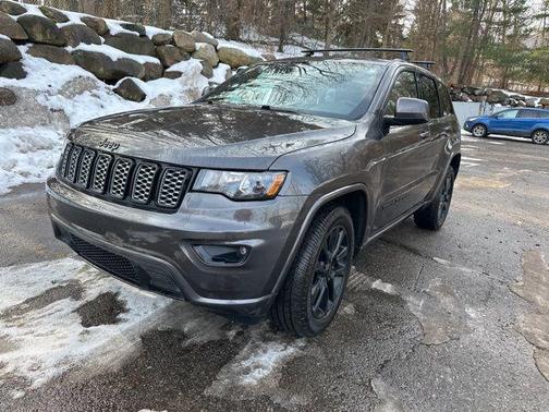 2021 Jeep Grand Cherokee Laredo