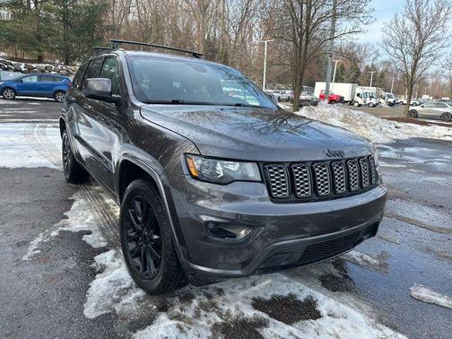 2021 Jeep Grand Cherokee Laredo