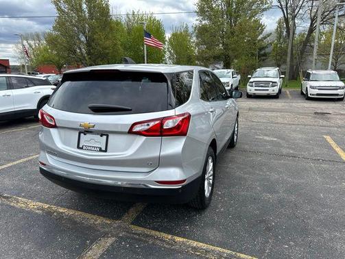 Silver Ice Metallic 2019 Chevrolet Equinox 1LT