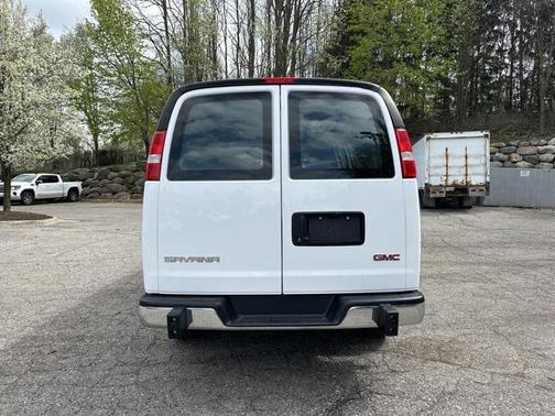 2023 GMC Savana 2500 Work Van