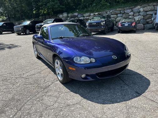 2003 Mazda MX-5 Miata Base