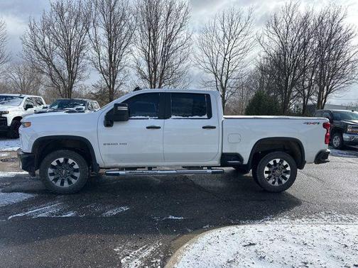 2022 Chevrolet Silverado 2500 Custom