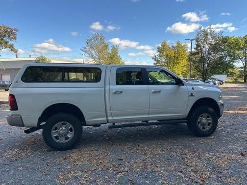 2018 RAM 2500 SLT Crew Cab 4x4 6'4' Box