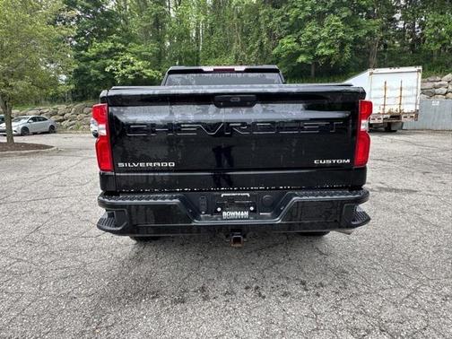 2019 Chevrolet Silverado 1500 Custom