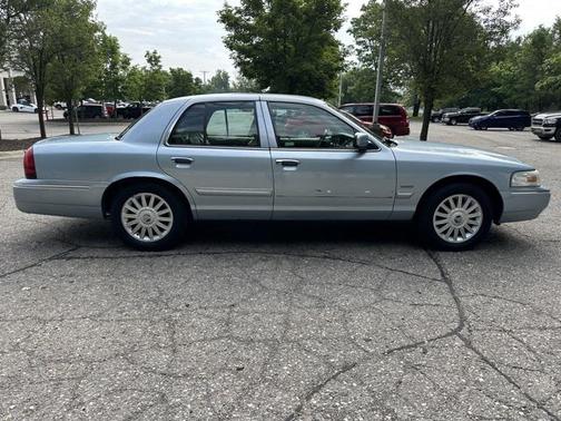 2010 Mercury Grand Marquis LS (Fleet Only)