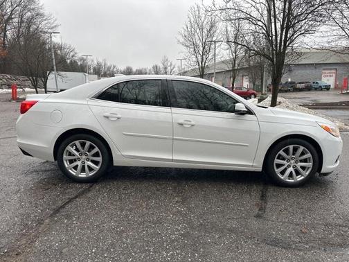 2015 Chevrolet Malibu 2LT