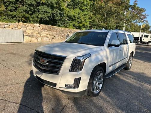 2018 Cadillac Escalade ESV Luxury