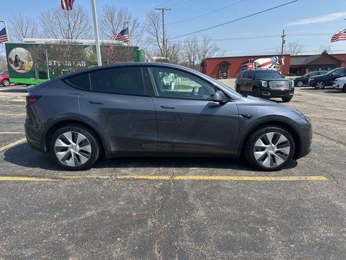 2023 Tesla Model Y Long Range Dual Motor All-Wheel Drive