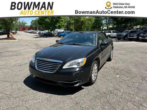 Black Clearcoat 2014 Chrysler 200 Touring