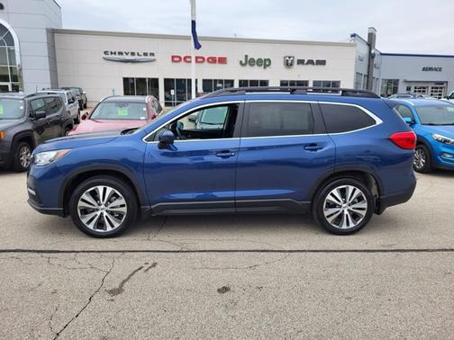 Photo 3 of 30 of 2021 Subaru Ascent Premium