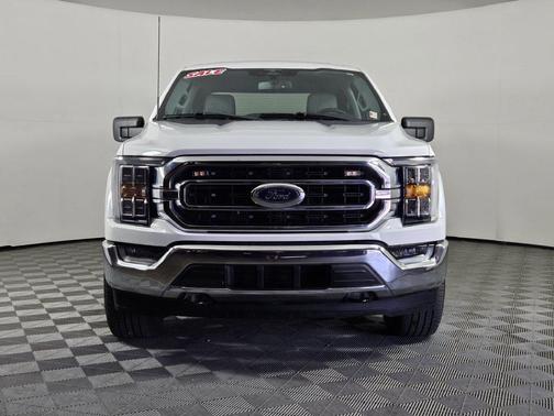 Oxford White 2023 Ford F-150 XLT