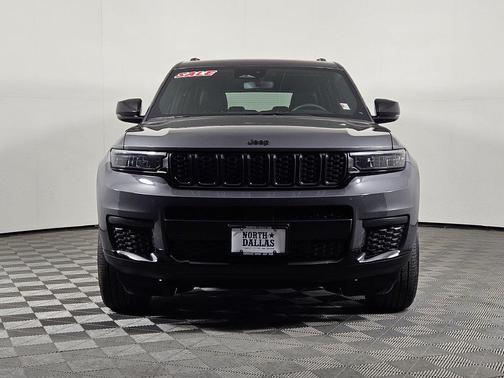 Baltic Gray Metallic Clearcoat 2023 Jeep Grand Cherokee L Altitude