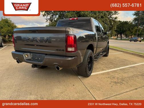 2017 RAM 1500 Night Crew Cab 4x4 5'7' Box