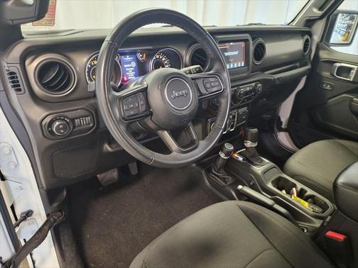 2022 Jeep Gladiator Sport S
