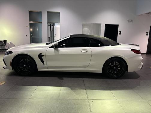 2022 BMW M8 Competition