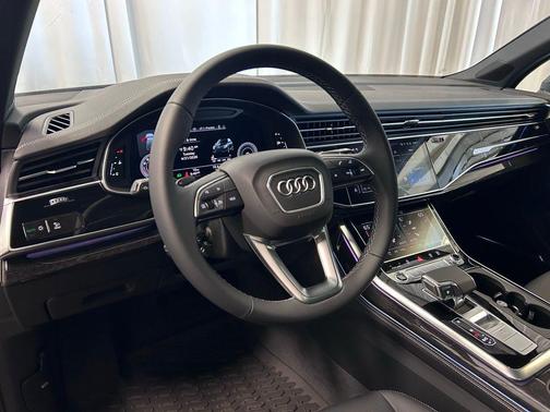 Mythos Black Metallic 2026 Audi Q7 55 Premium Plus