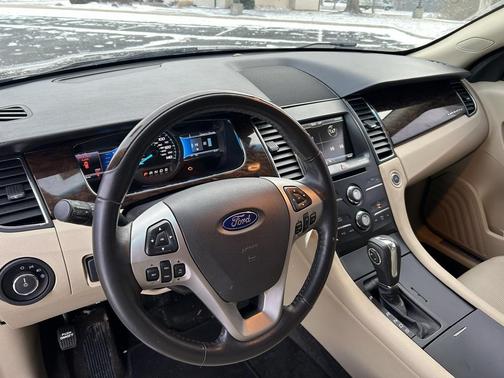 2013 Ford Taurus Limited
