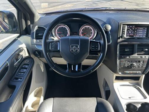 2020 Dodge Grand Caravan SXT