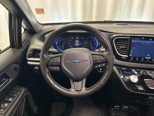 2021 Chrysler Pacifica Hybrid Touring L